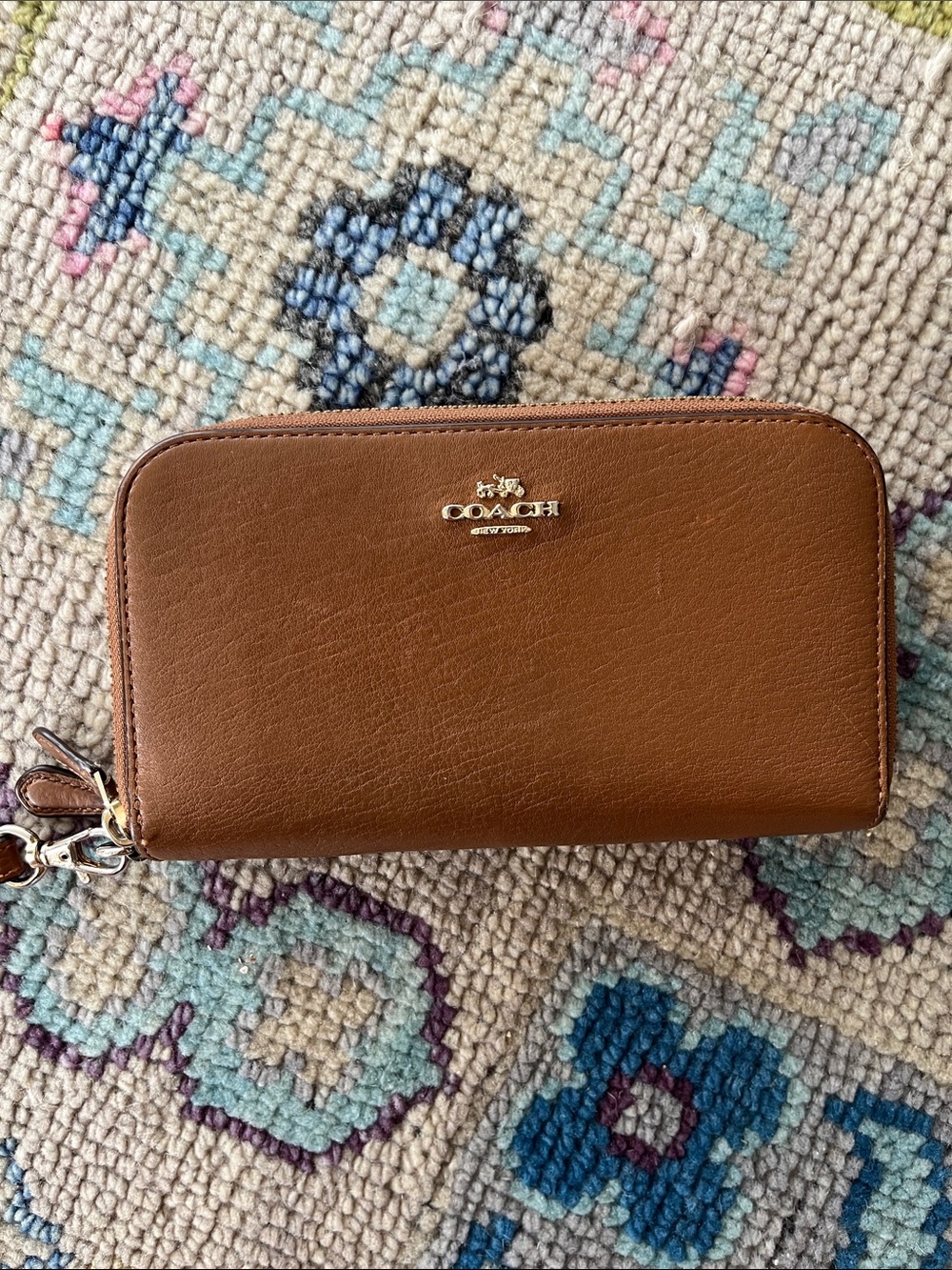 Coach Tan Brown Leather double Zip-Around Wallet